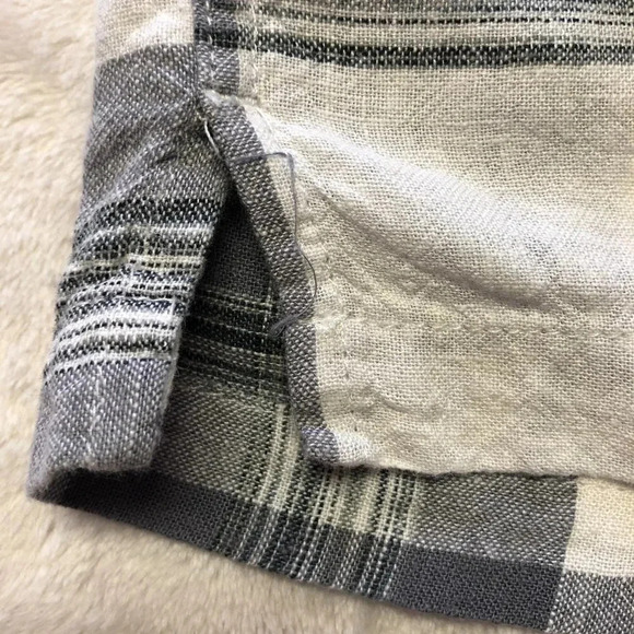 Haggar Men's Linen Plaid Grey & White Short Sleeve Button Down Shirt Size M - Picture 8 of 9